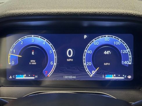 Used 2023 Jeep Grand Cherokee Laredo w/ Luxury Tech Group I image 33