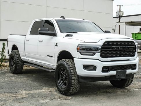 Used 2021 RAM 2500 Big Horn AWD/4WD image 7
