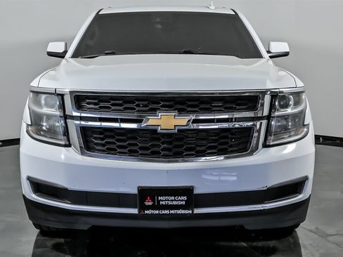 Used 2018 Chevrolet Suburban LT AWD/4WD image 4