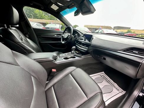 Used 2021 Cadillac CT4 Premium Luxury RWD image 19