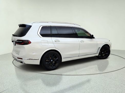 Used 2023 BMW X7 xDrive40i AWD/4WD image 8