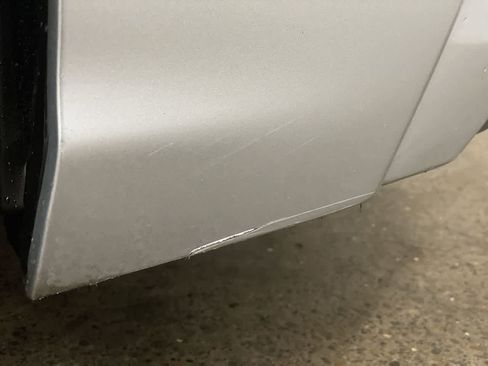 Used 2018 Toyota Camry SE image 30