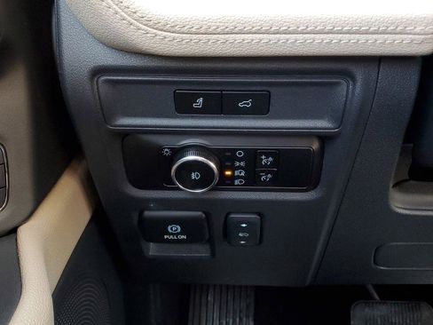 Used 2024 Ford Expedition Max Limited image 15