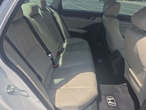 Used 2021 Honda Accord EX-L image 33