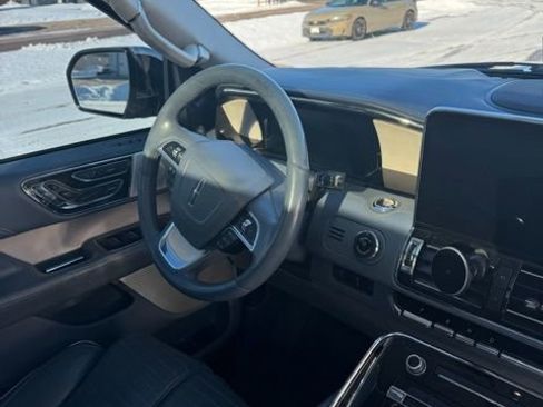 Used 2019 Lincoln Navigator L Black Label image 4