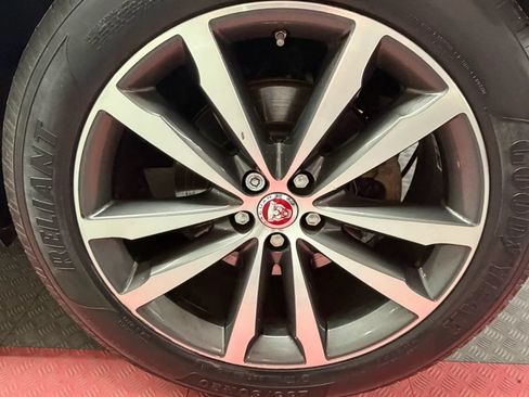 Used 2018 Jaguar F-PACE Prestige AWD/4WD image 46