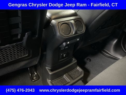 Certified 2022 Jeep Wrangler Unlimited Rubicon 4xe w/ Cold Weather Group AWD/4WD image 27