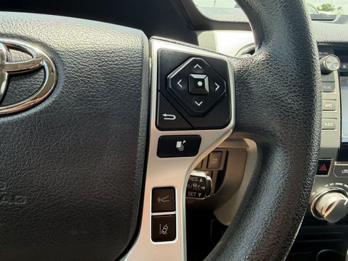Used 2019 Toyota Tundra SR5 w/ SR5 Upgrade Package AWD/4WD image 32