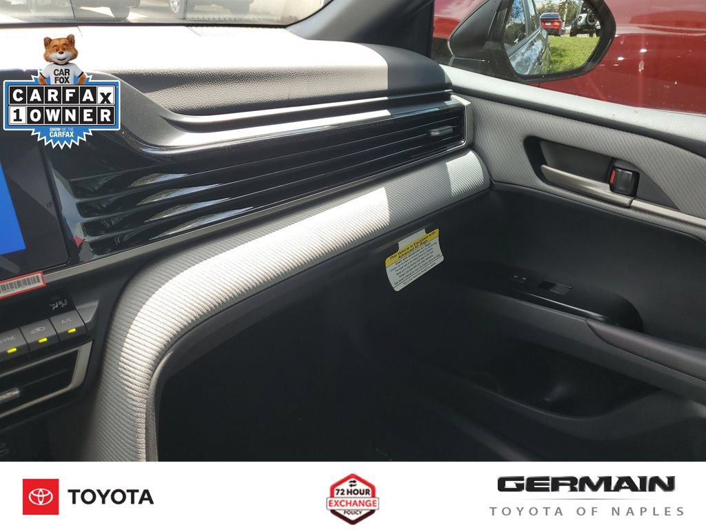 Used 2026 Toyota Camry SE FWD image 35