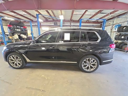 Used 2019 BMW X7 xDrive40i w/ Parking Assistance Package AWD/4WD image 2