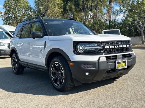 New 2025 Ford Bronco Sport Outer Banks w/ Outer Banks Tech Package+ image 3
