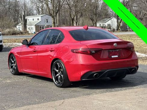 Used 2017 Alfa Romeo Giulia Ti w/ TI 19" Sport Package image 2