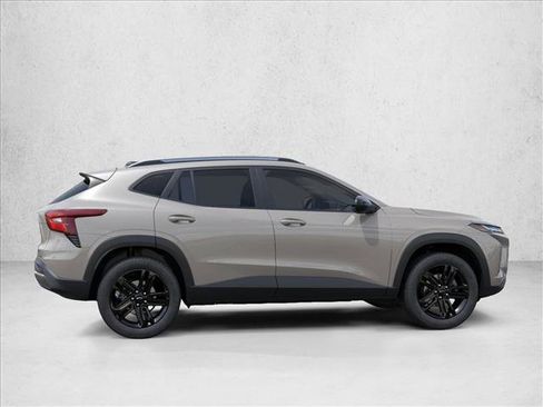 New 2026 Chevrolet Trax ACTIV w/ Sunroof Package FWD image 6