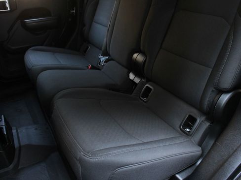 Used 2022 Jeep Gladiator Sport image 18