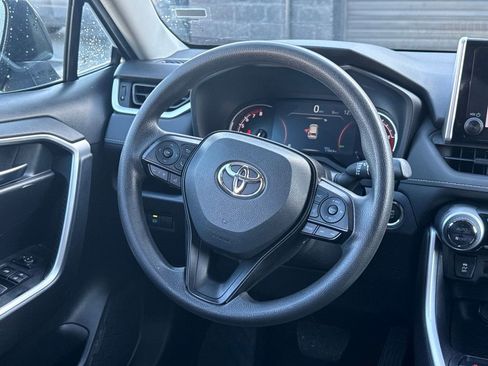 Used 2024 Toyota RAV4 XLE image 17