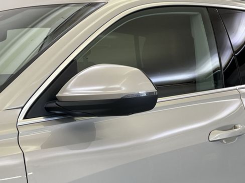 Used 2020 Audi Q8 Premium Plus AWD/4WD image 31