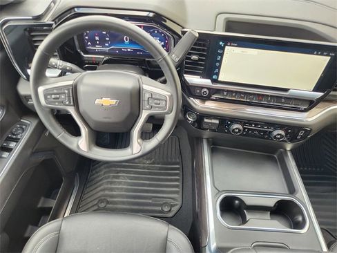 Used 2024 Chevrolet Silverado 2500 LTZ w/ LTZ Texas Edition AWD/4WD image 30