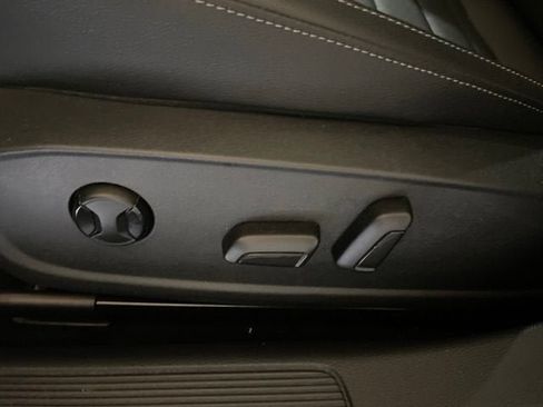 Certified 2021 Volkswagen Jetta SE w/ SE Cold Weather Package FWD image 15