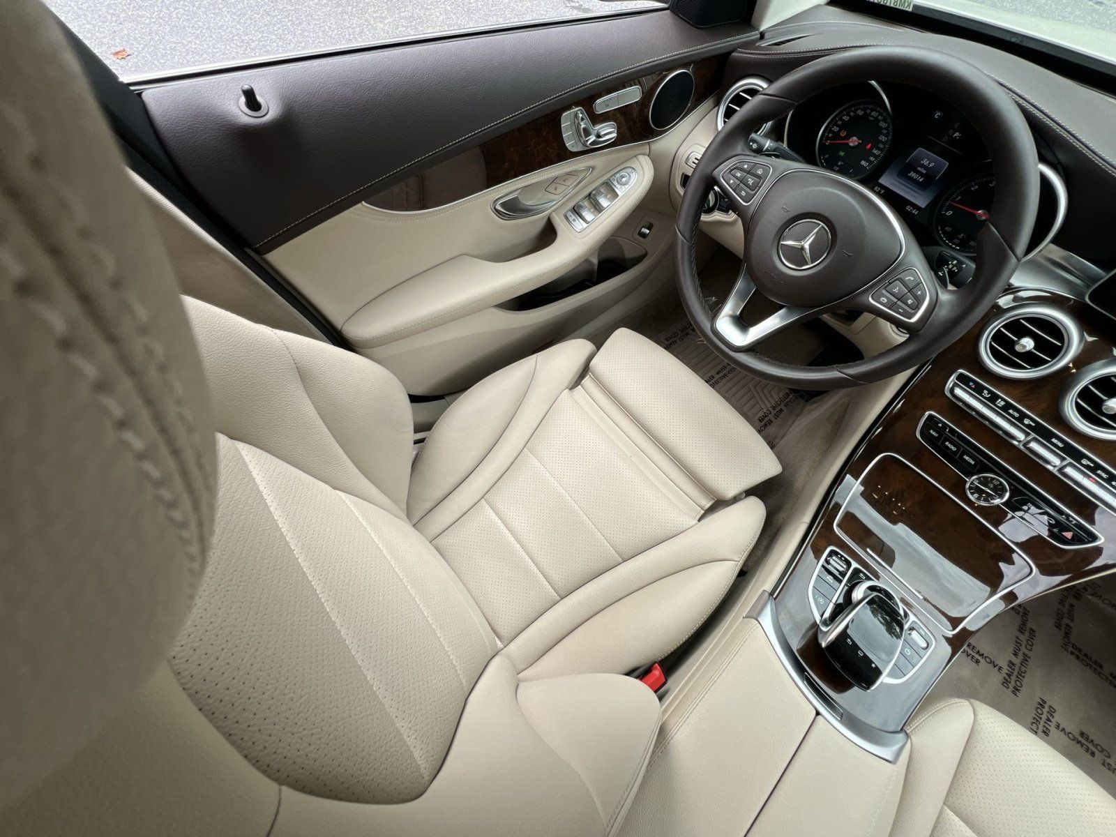 Used 2016 Mercedes-Benz C 300 4MATIC Sedan image 16