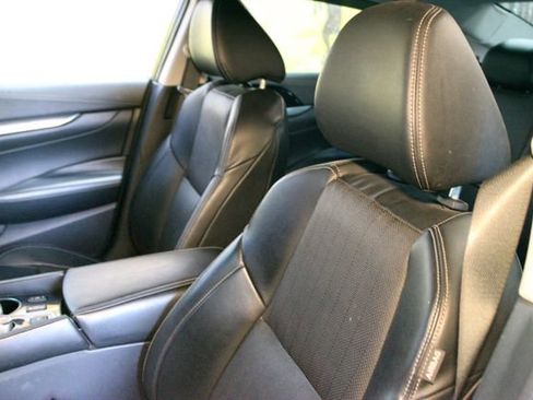 Used 2019 Nissan Maxima SL FWD image 18