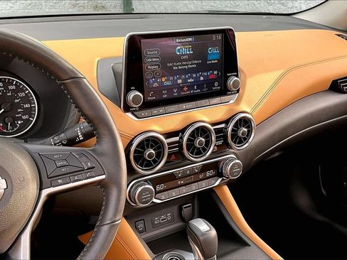 Certified 2025 Nissan Sentra SV w/ SV Premium Package image 5