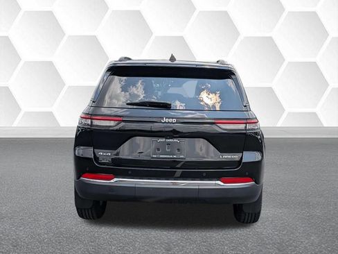 Certified 2023 Jeep Grand Cherokee Laredo w/ MOPAR Finishing Package AWD/4WD image 4