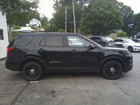 Used 2019 Ford Explorer 4WD Police Interceptor image 4