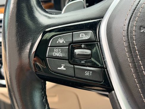 Used 2019 BMW 530i xDrive AWD/4WD image 35