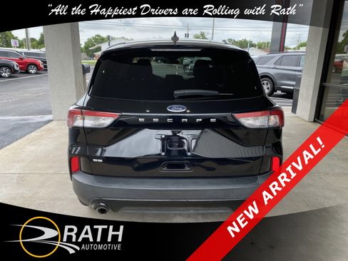 Used 2022 Ford Escape SE w/ SE Sport Appearance Package FWD image 7