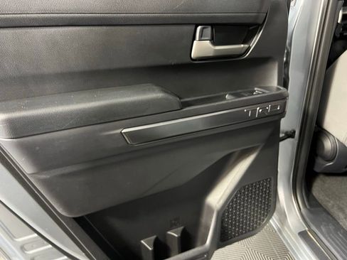 Used 2025 Toyota Tacoma TRD Off-Road image 26