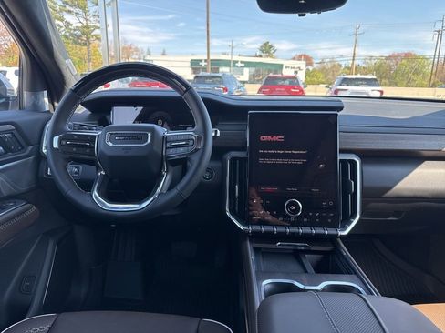 New 2026 GMC Acadia Denali Ultimate w/ LPO, Floor Liner Package AWD/4WD image 5