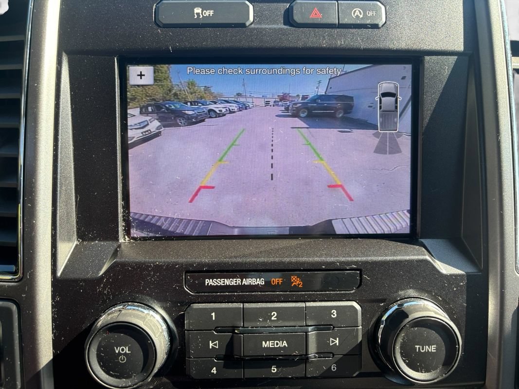 Used 2019 Ford F150 XLT w/ Equipment Group 302A Luxury AWD/4WD image 17