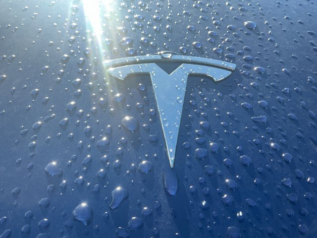 Used 2022 Tesla Model 3 Long Range AWD/4WD image 24