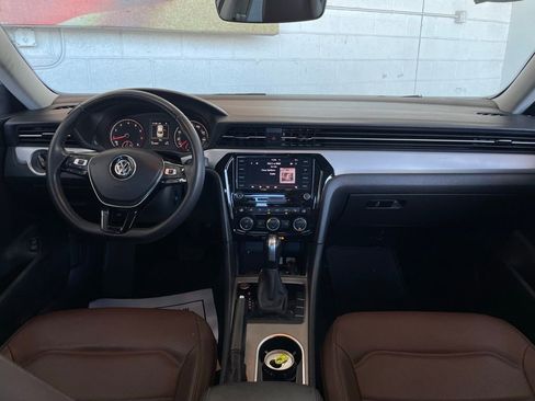Used 2021 Volkswagen Passat 2.0T SE image 19