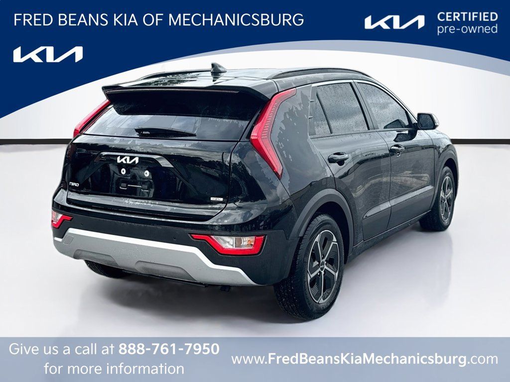 Certified 2023 Kia Niro EX FWD image 7