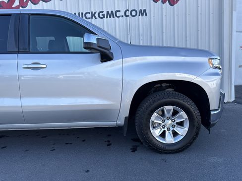 Used 2021 Chevrolet Silverado 1500 LT image 34