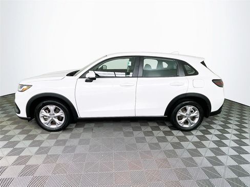 Used 2023 Honda HR-V LX image 4