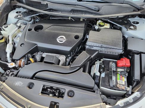 Used 2015 Nissan Altima 2.5 SV image 13