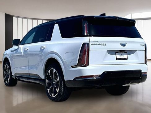 New 2026 Cadillac Escalade IQL Sport 1 w/ LPO, Floor Liner Package AWD/4WD image 3