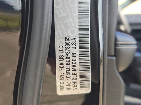 Used 2023 Jeep Grand Cherokee L Limited image 33