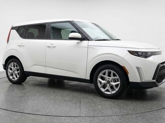 Used 2025 Kia Soul LX w/ LX Technology Package FWD video 1