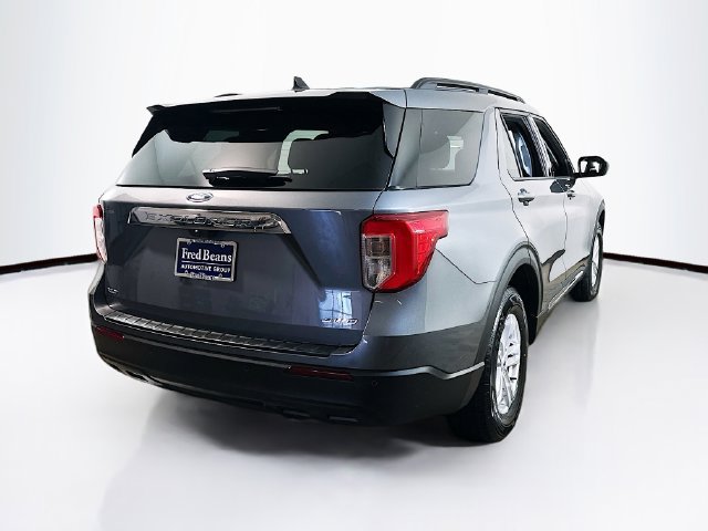 Used 2022 Ford Explorer XLT AWD/4WD image 12