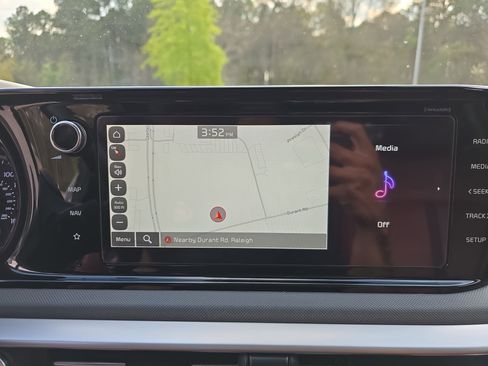 Used 2023 Kia K5 GT-Line image 24