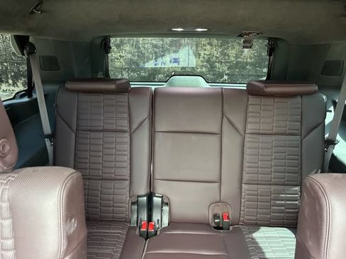 Used 2023 Cadillac Escalade V AWD/4WD image 38