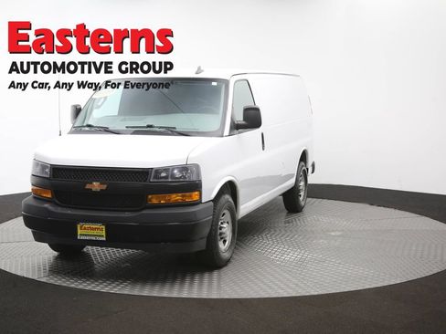 Used 2021 Chevrolet Express 2500 RWD image 51