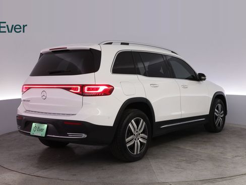 Used 2023 Mercedes-Benz EQB 250+ image 3