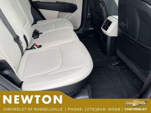 Used 2025 Kia Sportage EX FWD image 34