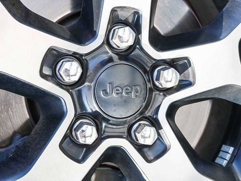 Used 2018 Jeep Wrangler Rubicon image 17