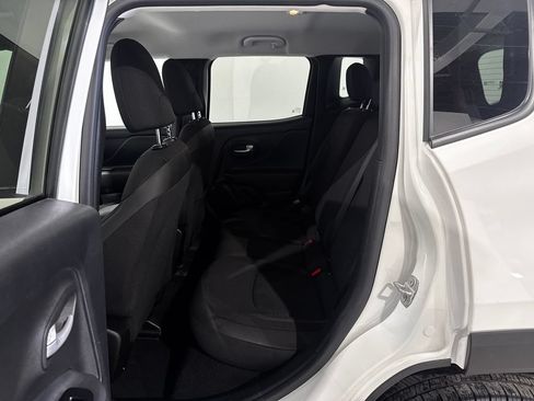 Used 2023 Jeep Renegade Altitude AWD/4WD image 21