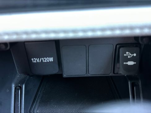 Used 2018 Toyota Corolla iM FWD image 21